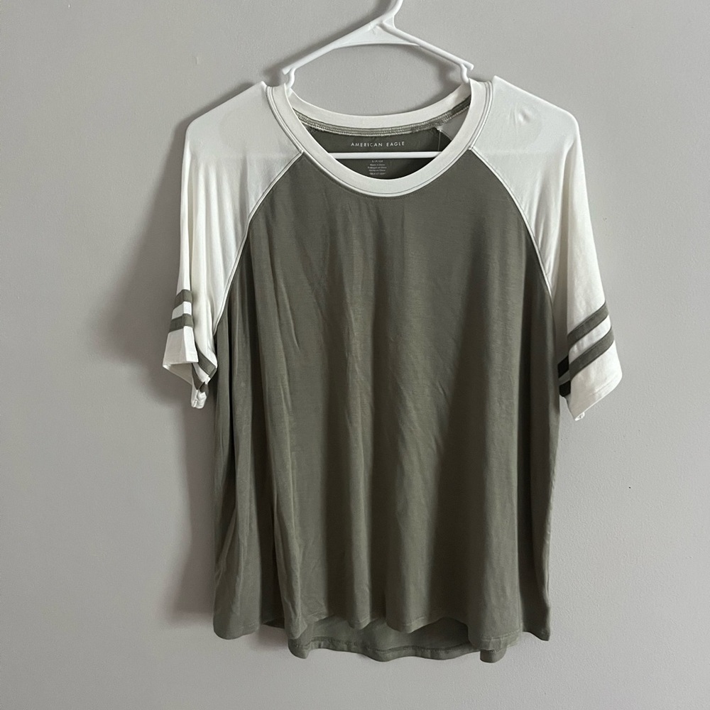 American Eagle Soft and Sexy tee